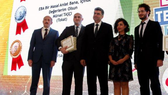 Geleceğin Eğitimine Katkı Ödüllerinde Türkiye Birinciliği İstanbul Millî Eğitim Müdürlüğünün Oldu