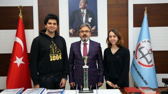 İstanbul Erkek Lisesi Teknoloji Öğrenci Birliğinden Müdürümüz Yelkenciye Ziyaret